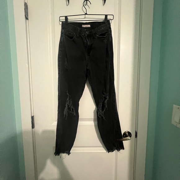 SO Black Ripped Jeans Size 1/25 - Picture 1 of 2